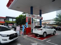 PT Pertamina (Persero) gratiskan 654 ribu liter bahan bakar minyak (BBM) untuk kendaraan kemanusiaan ke Aceh, Sumatra Utara dan Sumatra Barat