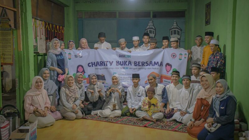 Semen Padang Berbagi Berkah Ramadan, Hangatkan Kebersamaan dengan Anak Panti Asuhan Az-Zahra Jannah