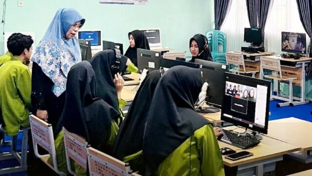Asah Kemampuan Bahasa Inggris, Siswa SMAN 3 Padang Panjang Lakukan Pertemuan Virtual dengan Siswa Jepang