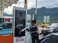 Volume Kendaraan di Tol Padang-Sicincin Meningkat Hari Kedua Lebaran, 9.062 Mobil Melintas