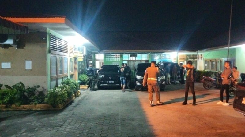 Camat Padang Selatan Diduga Selingkuh dengan ASN, Dipergoki Istri Berduaan di Rumah