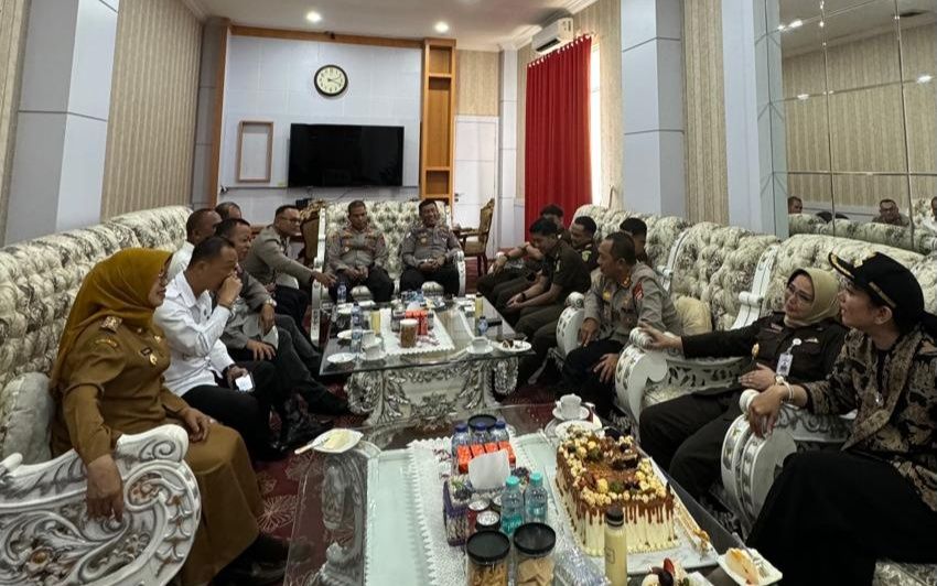 Bupati Dharmasraya Komitmen Jaga Hubungan Harmonis dan Sinergis dengan Forkopimda