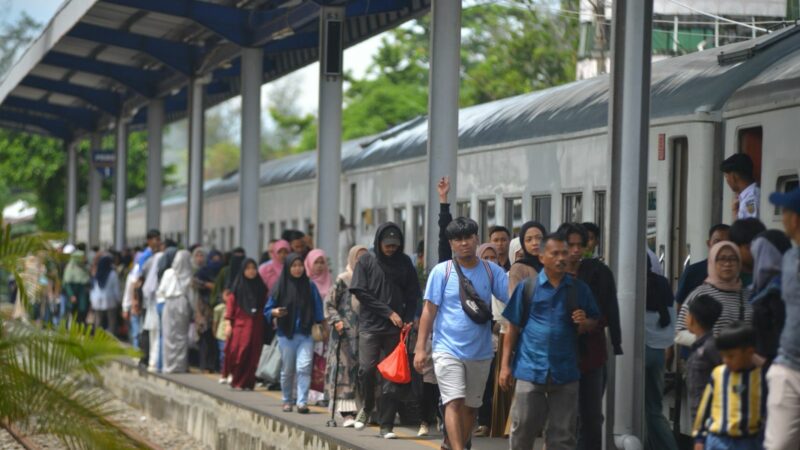 KA Pariaman Ekspres jadi Favorit, Selama Lebaran Bawa 11.000 Penumpang Turun di Pariaman