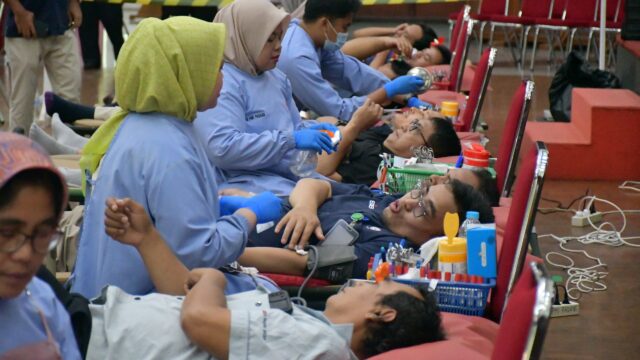 Berbagi di Bulan Syawal, Semen Padang Kumpulkan 316 Kantong Darah