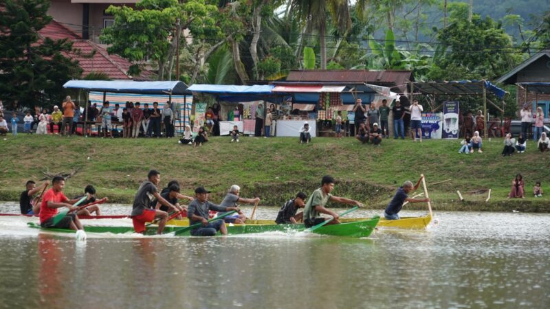 Pacu Biduak Ajang Nostalgia Perantau Taluak