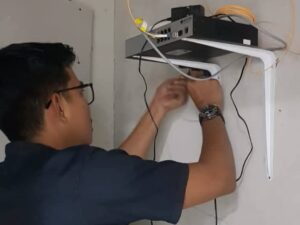 Sebanyak 129 rumah ibadah di Kota Padang sudah terkoneksi dengan jaringan internet atau wifi gratis. Rumah ibadah tersebut yaitu mulai dari