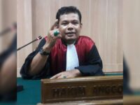 Mantan Direktur HAM pada Jampidsus Kejaksaan Agung RI, Yuspar, menjadi sorotan usai mengeluarkan pernyataan kontrovesial. Ia mengkritisi