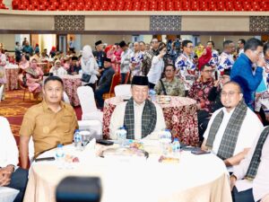 Menteri Agraria dan Tata Ruang/Kepala Badan Pertahanan Nasional (ATR/BPN) Nusron Wahid memberikan pengakuan dan kepastian hukum terhadap