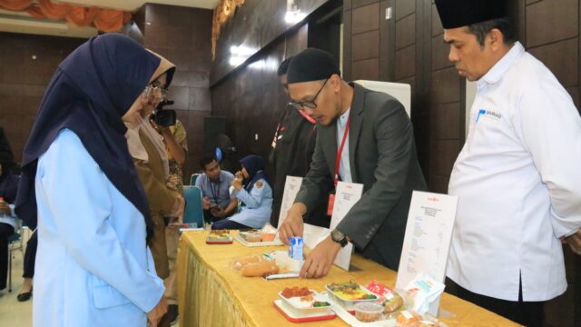 Lion Air Siapkan Ayam Balado hingga Randang untuk Calon Jemaah Haji Embarkasi Padang
