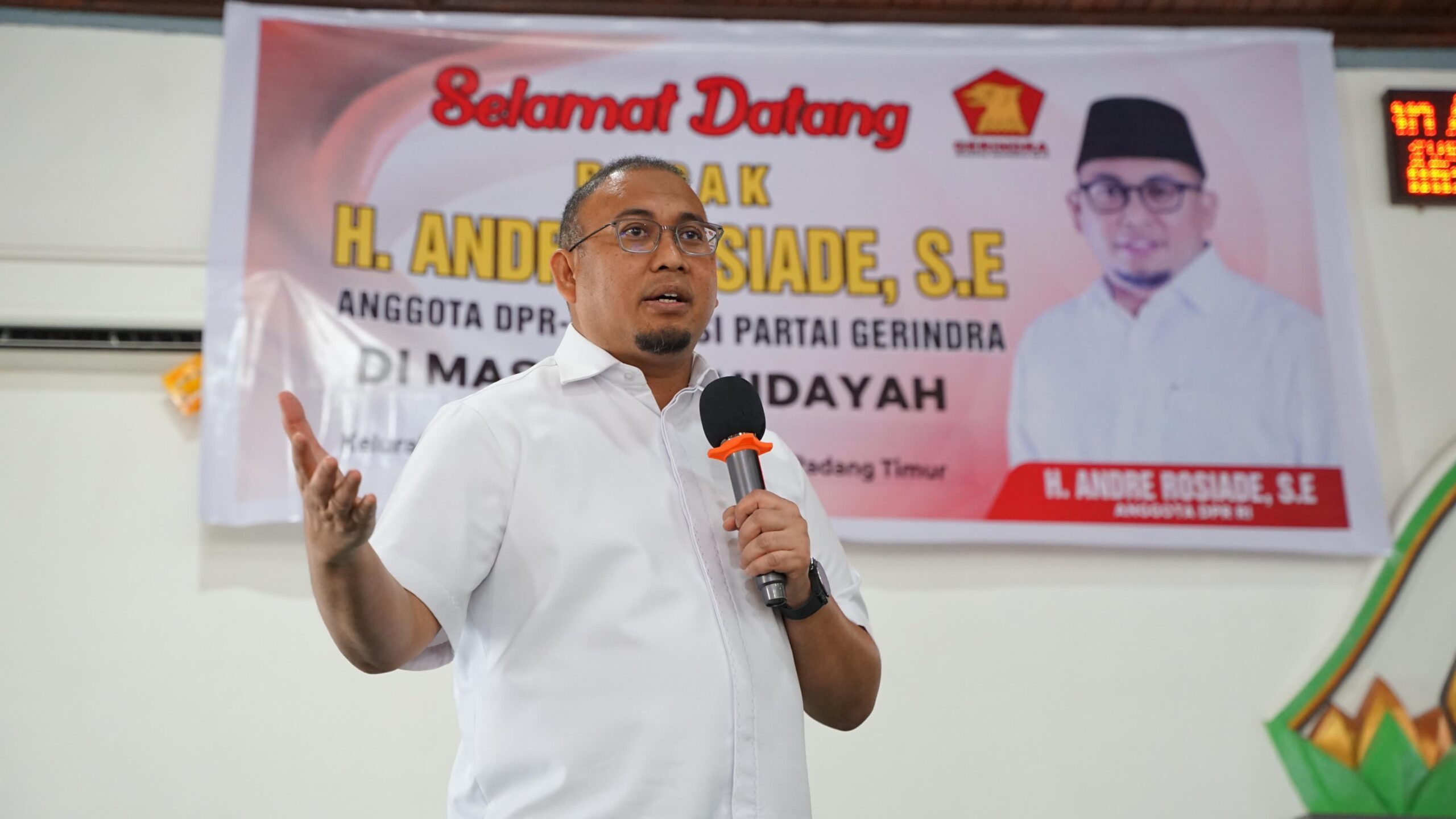 Andre Rosiade Terima Aduan Warga Soal Kenaikan Sewa Lahan PT KAI