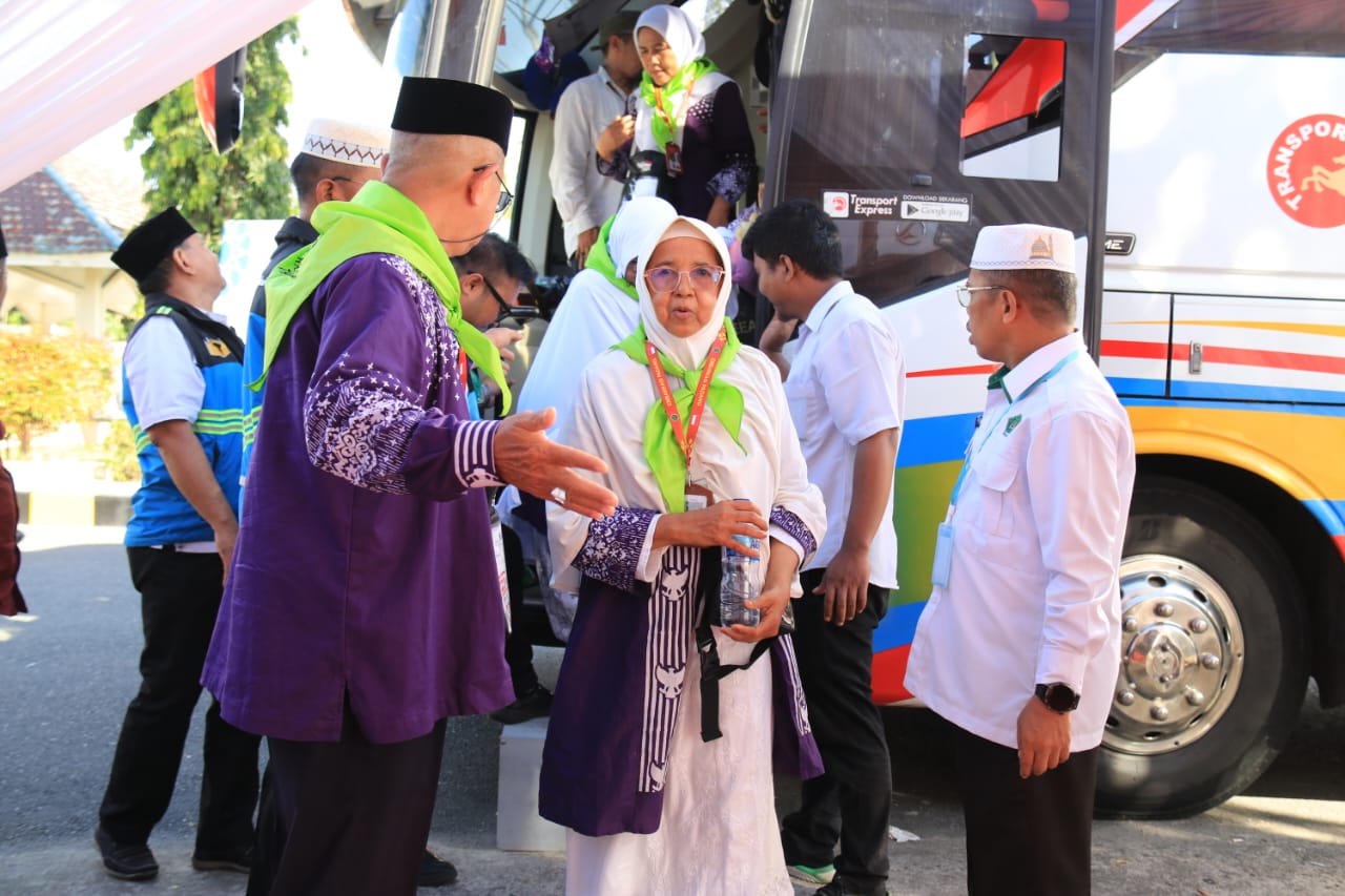 3.805 Jemaah Haji Embarkasi Padang Sudah Tiba di Tanah Suci