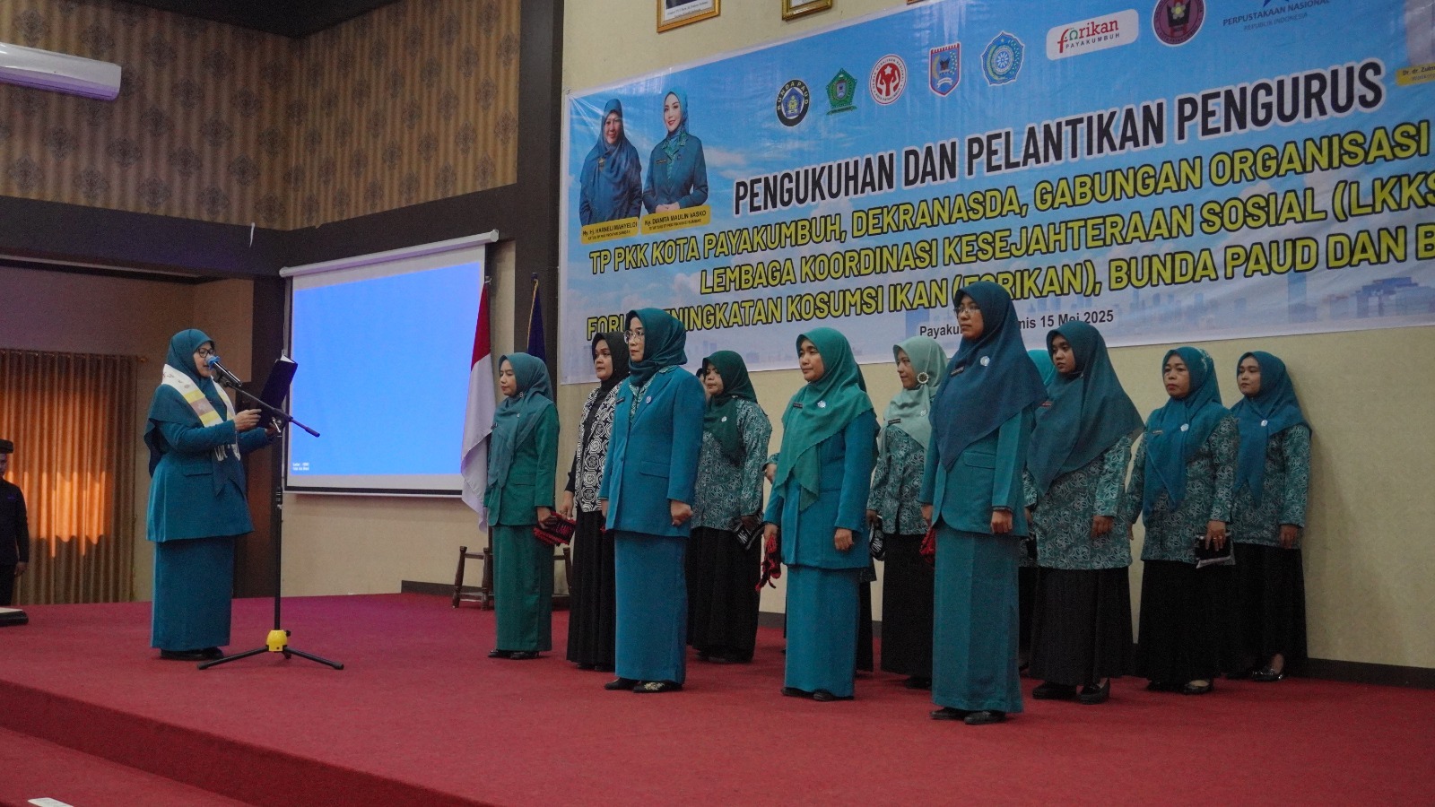 Pengurus PKK, Dekranasda dan GOW Kota Payakumbuh Resmi Dikukuhkan
