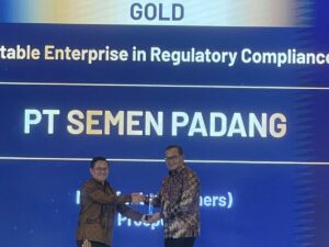 Konsisten Patuhi Regulasi, PT Semen Padang Raih Penghargaan Gold IRCA 2025
