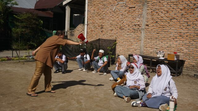Kenalkan Teater, Komunitas Seni Nan Tumpah Sambangi 15 Sekolah di Sumbar