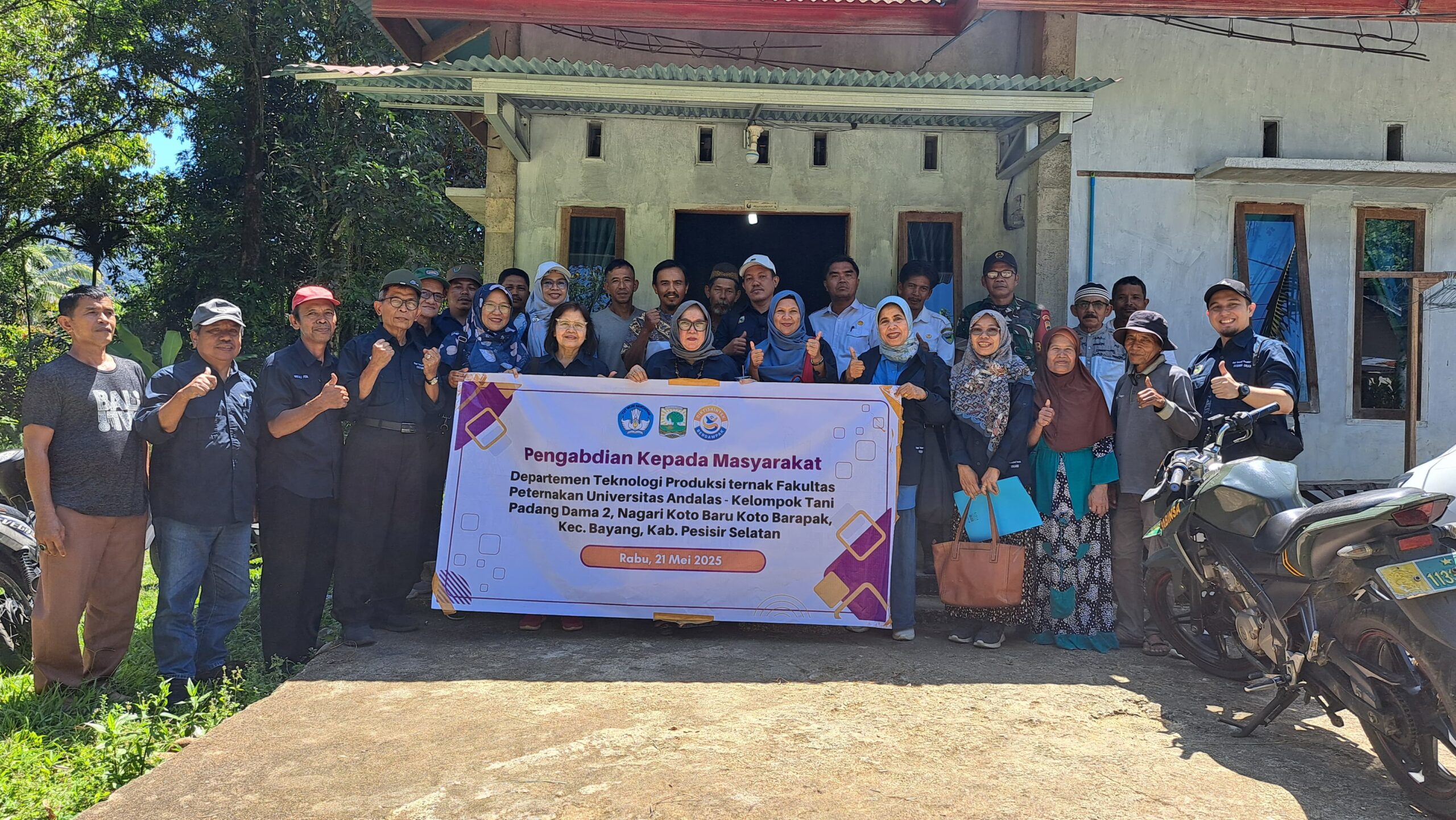 Departemen Teknologi Produksi Ternak UNAND Gelar Pengabdian Masyarakat di Pesisir Selatan: Perkuat Kapasitas Peternak Sapi Lokal
