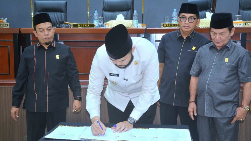 Pemko-DPRD Padang Sepakati 3 Ranperda, Termasuk Penyertaan Modal ke Bank Nagari dan Perumda AM