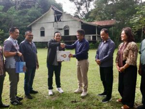 Bank Nagari Bakal Renovasi Rumah Siti Nurbaya di Studio Alam TVRI Depok