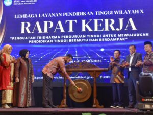 Hadiri Raker LLDIKTI Wilayah X, Wako Padang Dorong Pendidikan Tinggi Berdampak