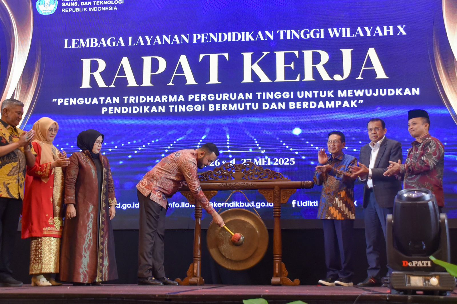 Hadiri Raker LLDIKTI Wilayah X, Wako Padang Dorong Pendidikan Tinggi Berdampak