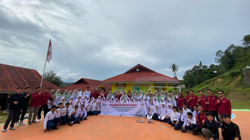 TPB Fateta Unand Kenalkan Teknologi Otomatisasi Pertanian kepada Siswa MTsN 17 Tanah Datar