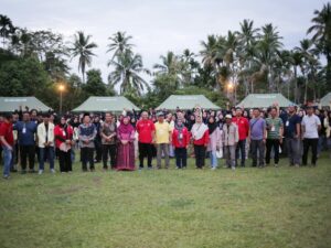 Kuliah Kerja Lapangan (KKL) Mahasiswa Departemen Geografi Universitas Negeri Padang (UNP) resmi dibuka di Lapangan MAN 3 Pesisir Selatan.