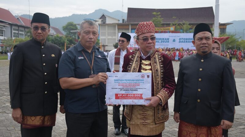 Momen Hardiknas: Semen Padang Komit Cegah Stunting Lewat Bantuan Rp47 juta