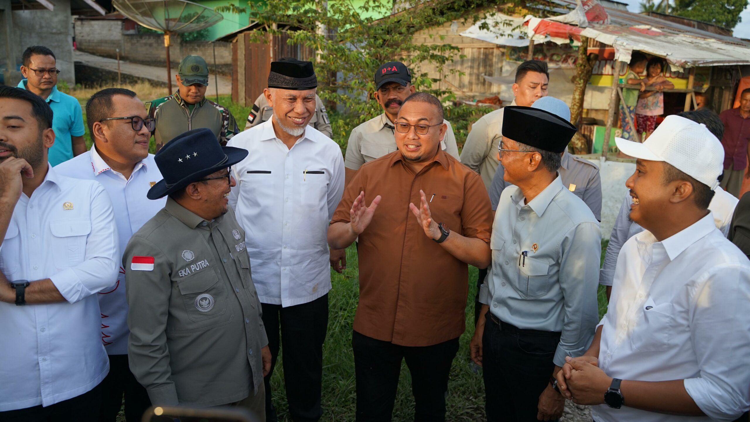 Andre Rosiade Pastikan Perbaikan Jalan Lintau-Payakumbuh Mulai Dikerjakan 2025