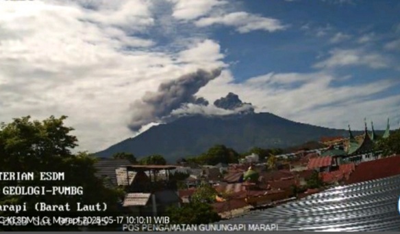 Gunung Marapi Erupsi 2 Kali Sabtu Pagi, Semburkan Kolom Abu hingga 1.000 Meter