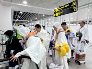PPIH sudah memberangkatkan 4.651 jemaah haji yang tergabung dalam 11 kloter. Rinciannya, tujuh kloter gelombang 1 dan empat kloter di