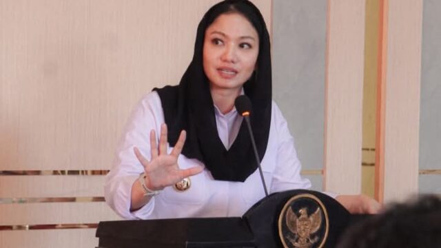 Bupati Dharmasraya, Annisa Suci Ramadhani menerbitkan Surat Edaran Nomor 500/14/HET-LPG/Perek & SDA/2026 tertanggal 22 Februari 2026