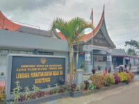 Jumlah narapidana yang meninggal akibat minuman oplosan di Lapas Kelas II A Bukittinggi, Sumbar, terus bertambah, kini menjadi empat