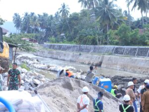 Wali Kota Solok Tinjau Pembangunan Laydam Sungai Batang Lembang