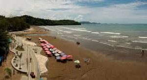 Usai Bekukan Pokdarwis, Pemko Padang: Silahkan Kunjungi Pantai Air Manis