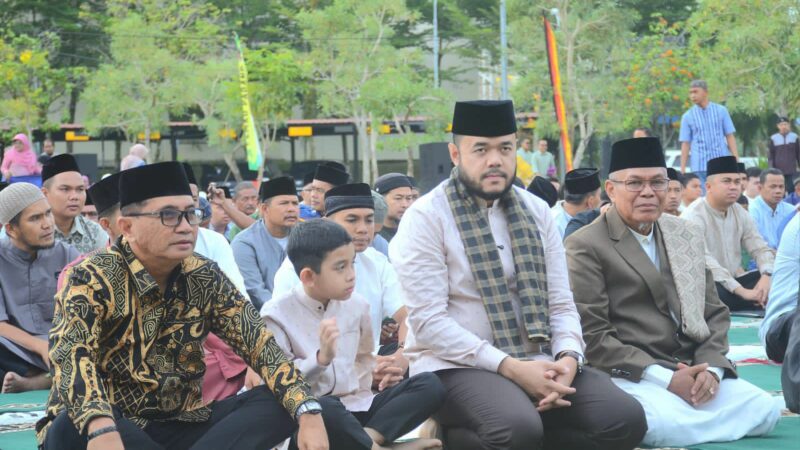 Salat Idul Adha, Ribuan Warga Padang Padati Lapangan Apeksi Balai Kota Aie Pacah