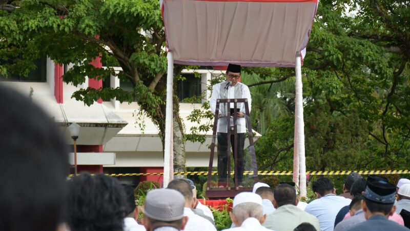 Salat Idul Adha di PT Semen Padang, Khatib Ajak Jamaah Teladani Nabi Ibrahim