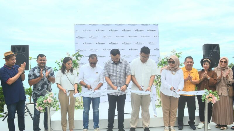 Destinasi Wisata Baru, Wako Padang Resmikan Atrium by Lighthouse di Bukit Lampu