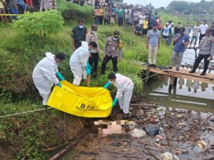 Mayat Tanpa Kepala Tangan dan Kaki Ditemukan di Aliran Sungai Batang Anai