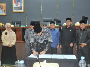 Pemko dan DPRD Padang Sepakati KUA PPAS APBD Perubahan 2025