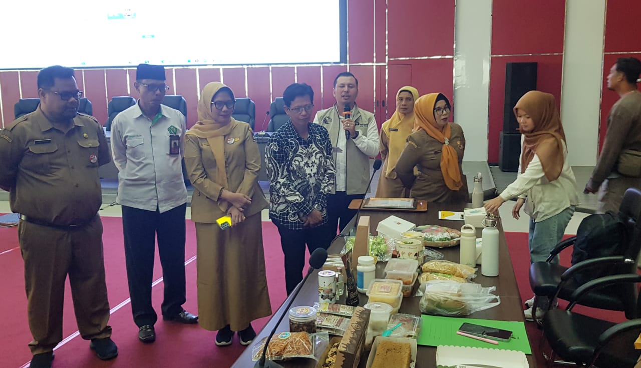 Pelaku UKMK Turunan Sawit di Padang Didorong Penuhi Standar Halal