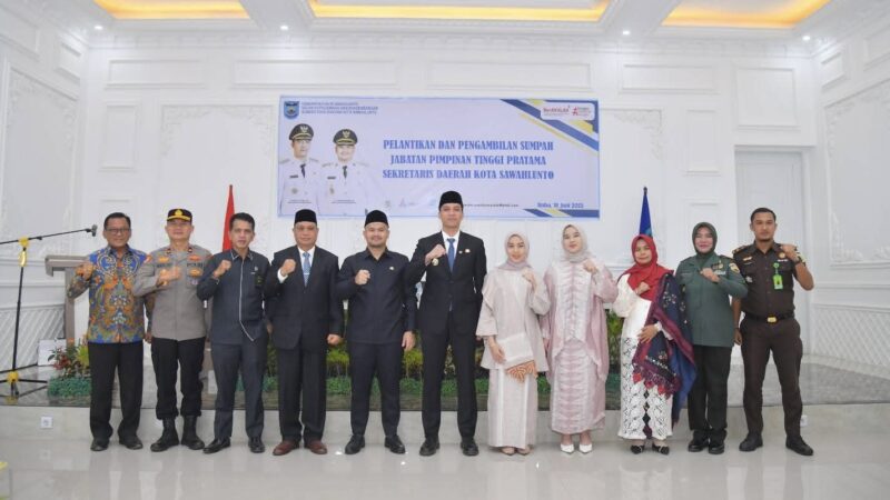 Rovanly Abdams Resmi Jabat Sekda Sawahlunto