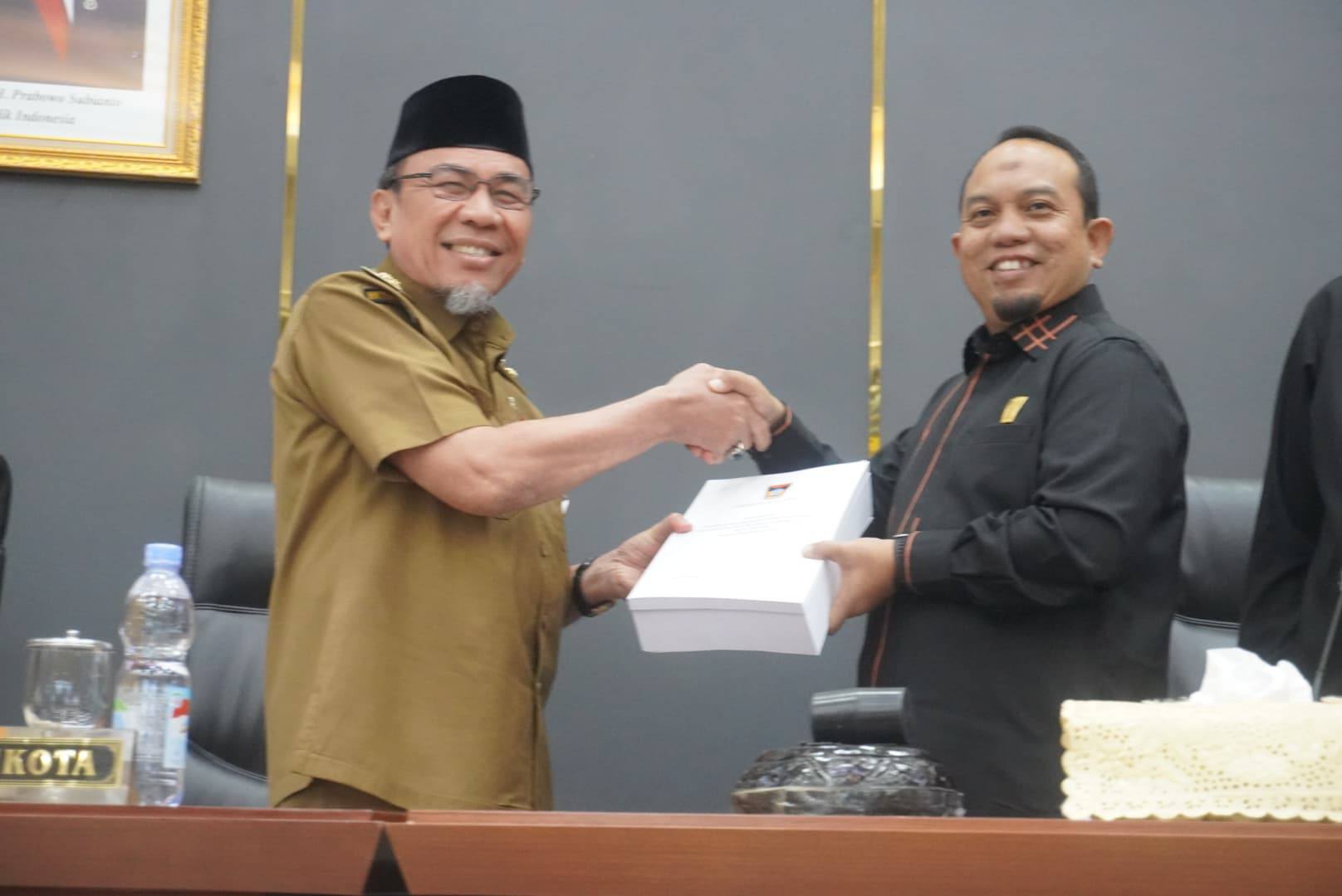 Pemko Padang Sampaikan Perubahan KUA dan PPAS 2025, Belanja Daerah Naik