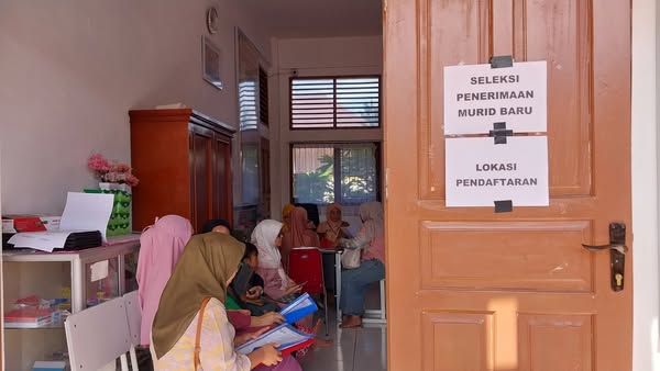 SPMB Dimulai, Kuota SD Negeri di Padang Tahun Ini 13.328 Murid