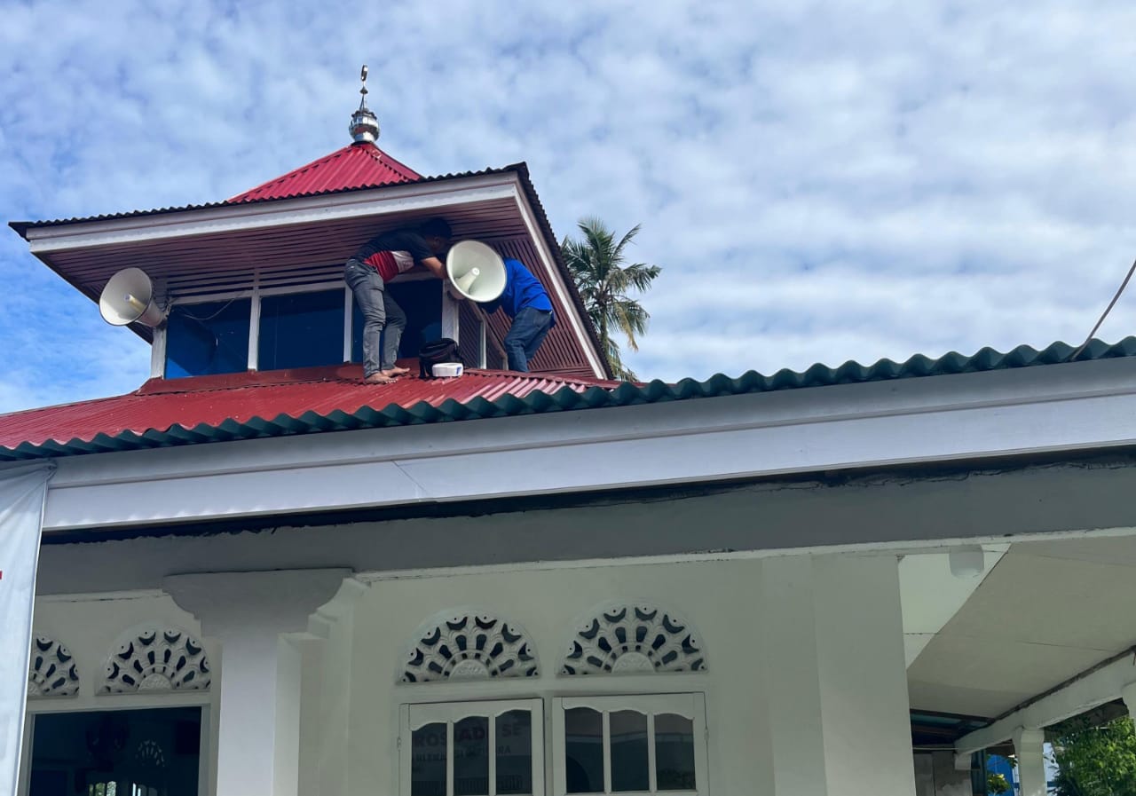 Andre Rosiade Penuhi Janji, Pasang Pengeras Suara dan AC di Musala Nurul Jadid Padang