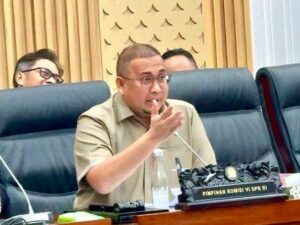 Wakil Ketua Komisi VI DPR RI dari Fraksi Partai Gerindra Andre Rosiade menilai langkah Presiden Prabowo Subianto mengambil alih penyelesaian