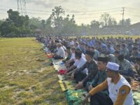 Terdampak Kekeringan Panjang, Ratusan Warga Nagari Pangkalan Gelar Salat Minta Hujan