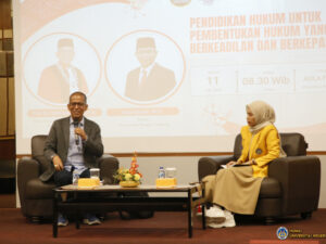 Kuliah Umum di UNP, Saldi Isra: Mahasiswa Harus Dipaksa Menulis, Dipaksa Bicara