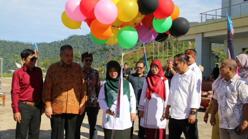 Universitas Islam Negeri (UIN) Imam Bonjol Padang menggelar Pekan Kreativitas Mahasiswa (PKM-U) yang resmi dibuka