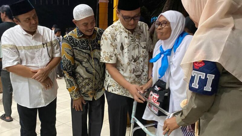 30 Jemaah Haji Pasbar Kloter 15 Tiba di Kampung Halaman, Disambut di Kantor Bupati