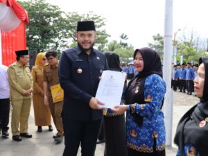 Wako Padang Serahkan SK 2.844 Orang PPPK Formasi 2024