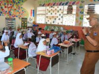 Kegiatan MPLS, Wawako Payakumbuh Lakukan Monitoring Hari Pertama Sekolah